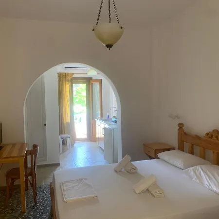 Anixi Apartament *